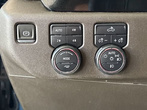Used 2024 Chevrolet Silverado 1500 RST AWD/4WD image 44