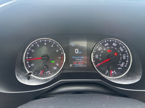 Used 2019 Toyota RAV4 XLE Premium AWD/4WD image 25