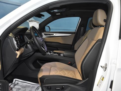 New 2026 Volkswagen Atlas Cross Sport SE image 6