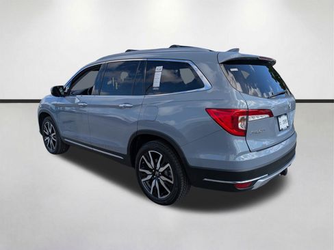 Used 2022 Honda Pilot Touring image 6