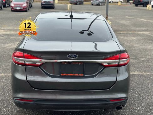 Used 2017 Ford Fusion SE image 8