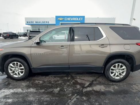 Used 2020 Chevrolet Traverse LT image 5