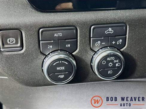 Used 2023 GMC Sierra 1500 Elevation AWD/4WD image 12