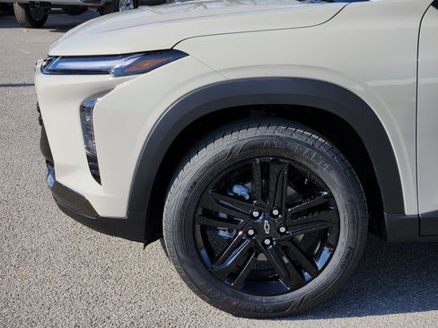 New 2026 Chevrolet Trax ACTIV w/ Sunroof Package image 8