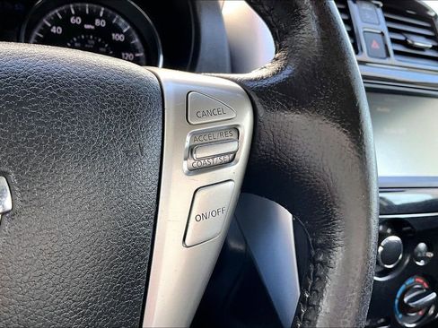 Used 2019 Nissan Versa SV w/ SV Special Edition Package image 13