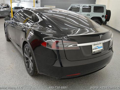 Used 2019 Tesla Model S Performance image 11