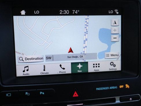 Used 2017 Ford Explorer Platinum image 5