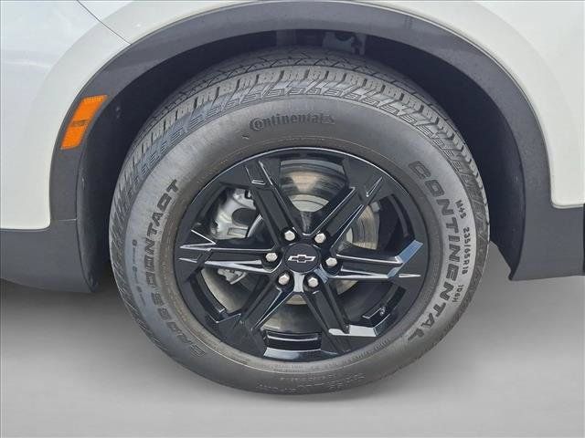 Used 2023 Chevrolet Blazer LT w/ Midnight/Sport Edition FWD image 30