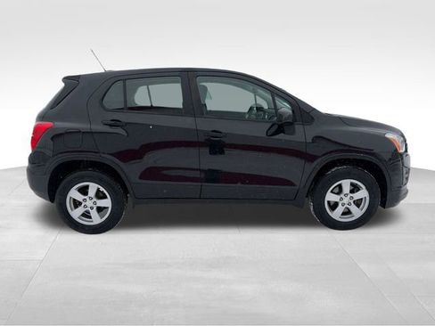 Used 2015 Chevrolet Trax LS image 8