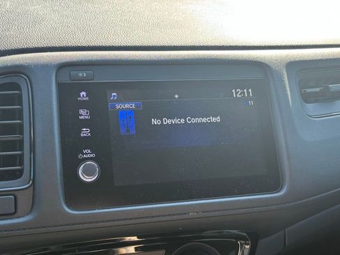 Used 2022 Honda HR-V Sport image 9