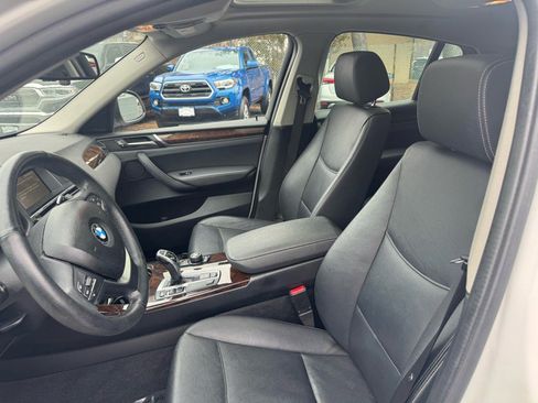 Used 2015 BMW X4 xDrive28i image 9