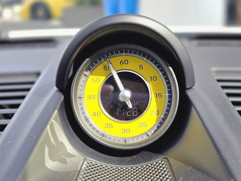 Used 2022 Porsche 911 Turbo S image 22