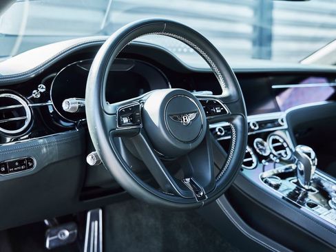 Used 2020 Bentley Continental GT AWD/4WD image 34