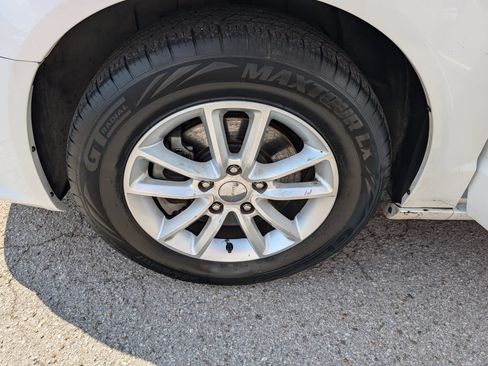 Used 2016 Dodge Grand Caravan SXT FWD image 30