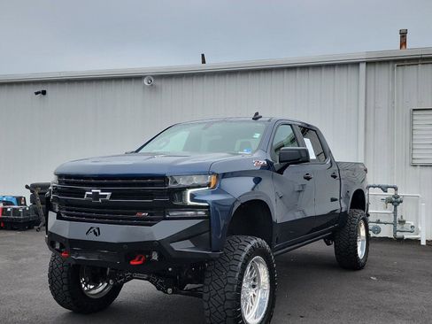 Used 2021 Chevrolet Silverado 1500 LT Trail Boss w/ Bed Protection Package AWD/4WD image 1