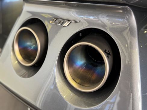 Used 2019 Ford GT Carbon Series image 22