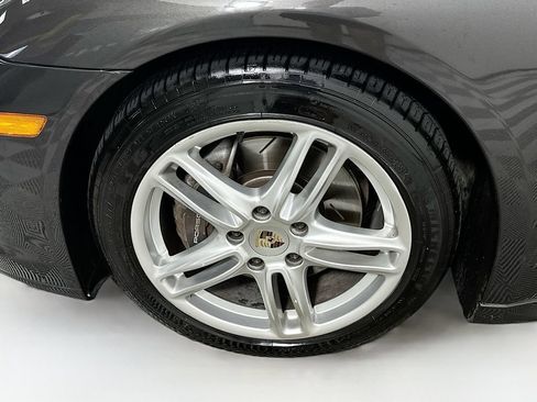 Used 2013 Porsche Panamera RWD image 24