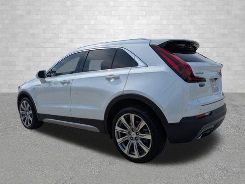 Used 2019 Cadillac XT4 Premium Luxury w/ Driver Awareness Package FWD image 4