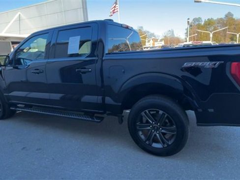 Used 2022 Ford F150 XLT w/ Equipment Group 302A High image 6