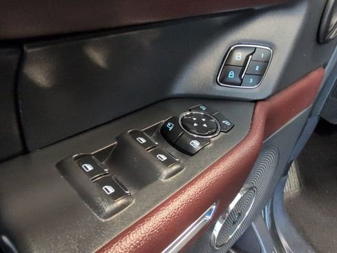 Certified 2024 Ford Expedition Limited image 12