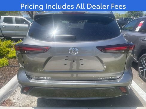 New 2026 Toyota Highlander Limited AWD/4WD image 5