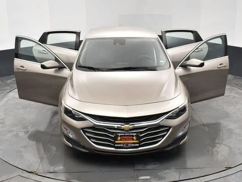 Used 2024 Chevrolet Malibu LT image 10