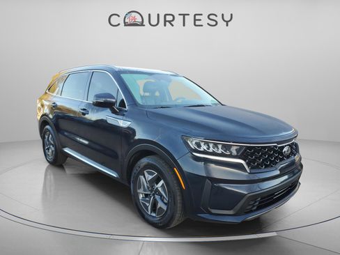 Certified 2021 Kia Sorento S image 6