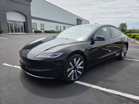 Used 2024 Tesla Model 3 RWD image 13