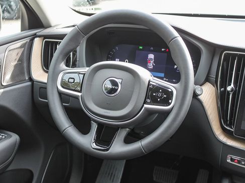 New 2026 Volvo XC60 B5 Ultra w/ Climate Package PRO image 18