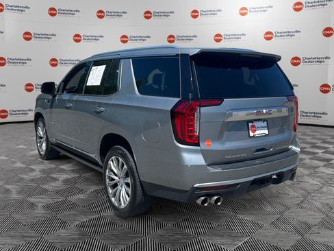 Used 2023 GMC Yukon Denali AWD/4WD image 3