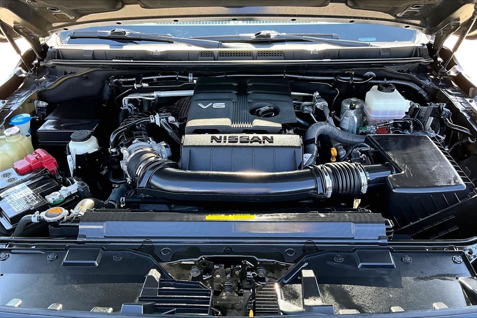 Used 2023 Nissan Frontier SV w/ Midnight Edition Package RWD image 30