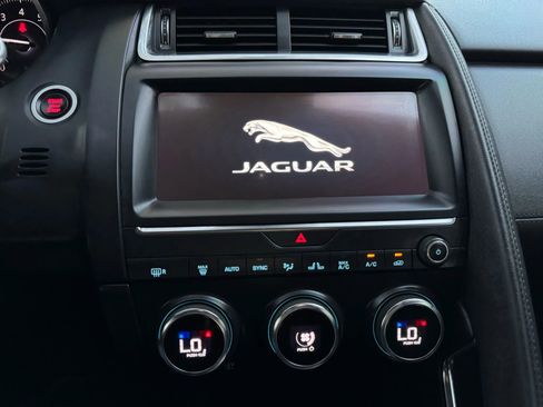 Used 2019 Jaguar E-PACE S image 23