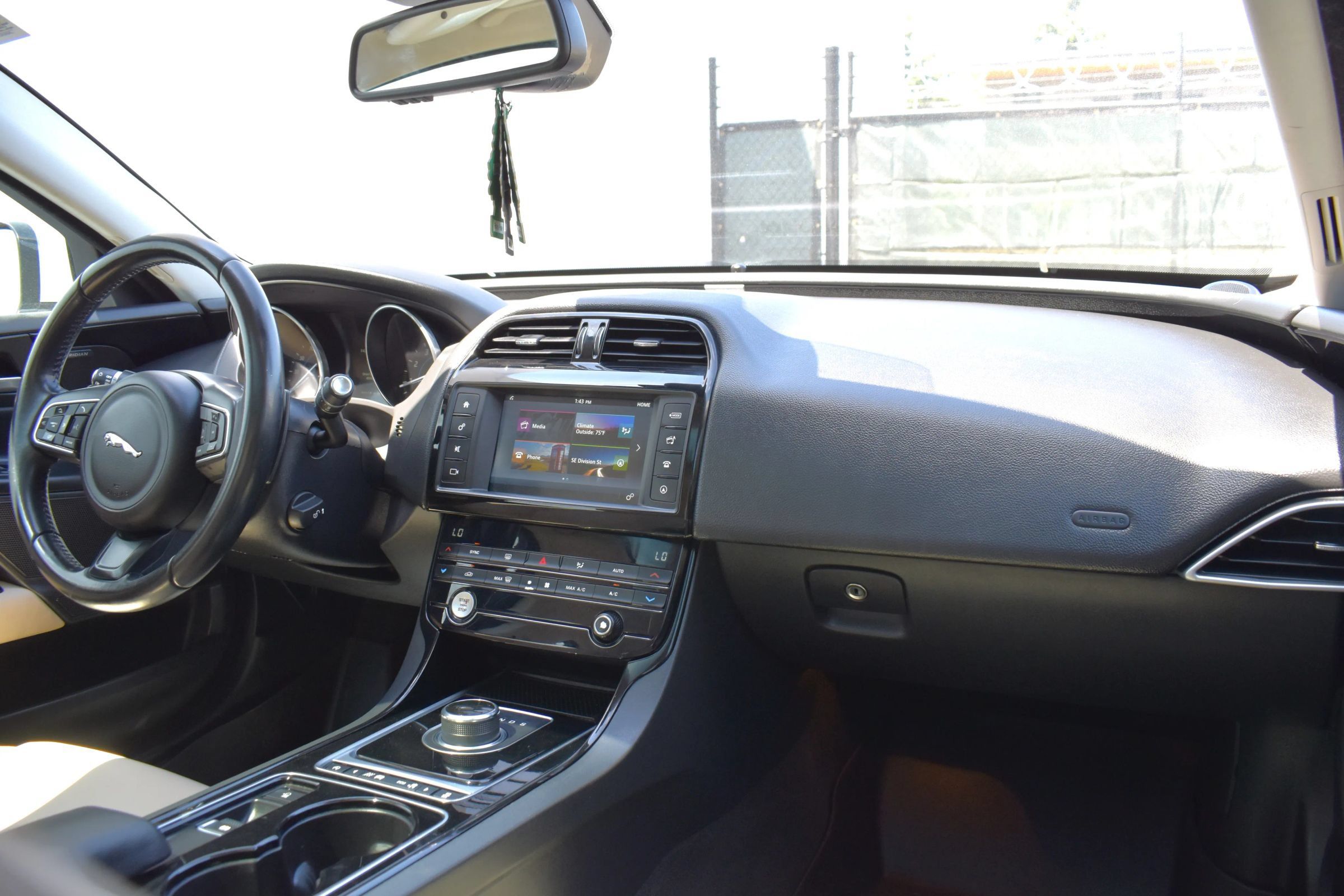 Used 2017 Jaguar XE Premium RWD image 49