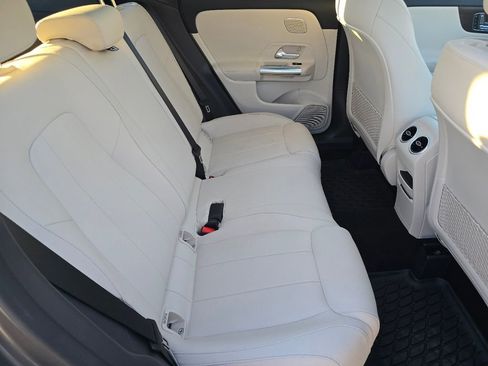 Certified 2026 Mercedes-Benz GLA 250 4MATIC image 23