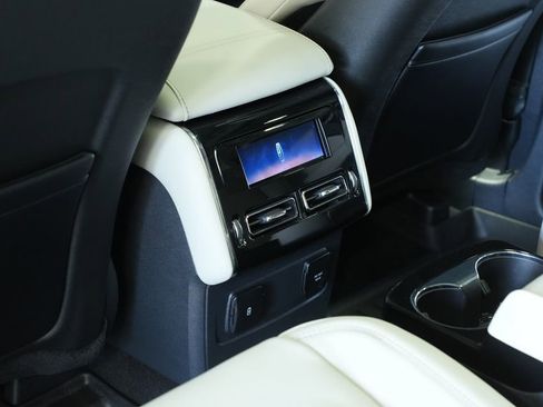 Used 2025 Lincoln Aviator Reserve w/ Equipment Group 201A image 17