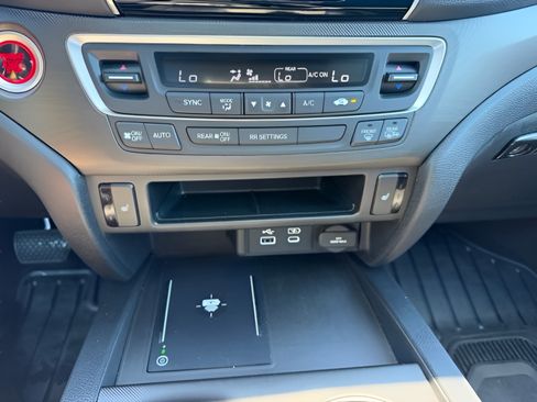 Used 2024 Honda Ridgeline TrailSport image 19