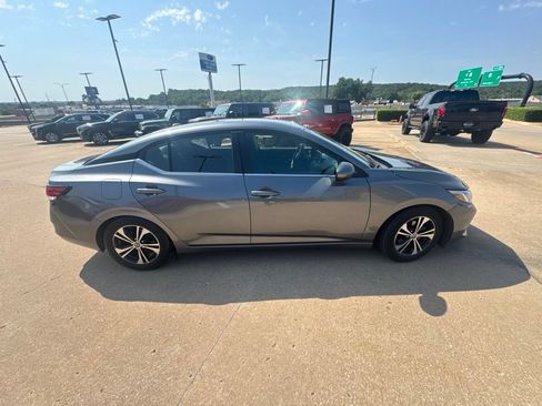 Used 2023 Nissan Sentra SV FWD image 6