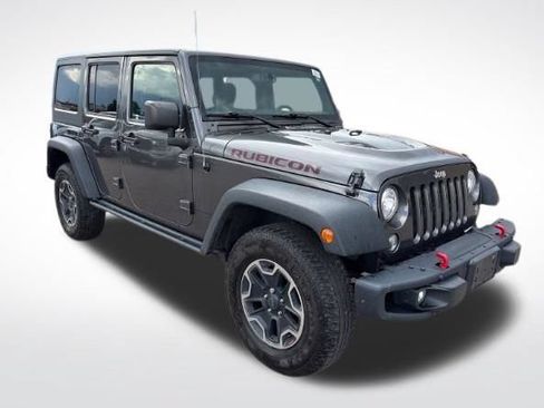 Used 2017 Jeep Wrangler Unlimited Rubicon AWD/4WD image 4