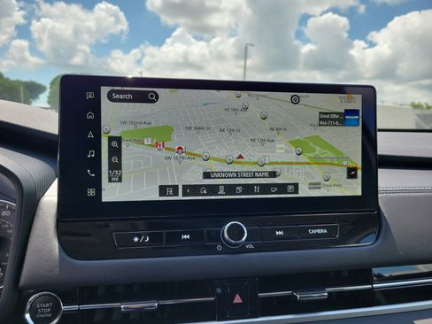 Used 2025 Mitsubishi Outlander SE FWD image 10