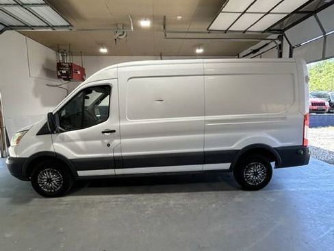 Used 2015 Ford Transit 250 148 Medium Roof w/ Exterior Upgrade Package RWD image 1