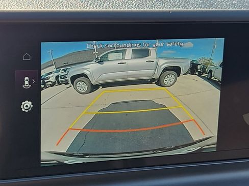 Used 2025 Kia Seltos EX image 16