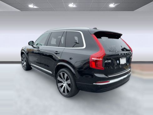 Certified 2024 Volvo XC90 T8 Ultimate w/ Protection Package Premier image 3
