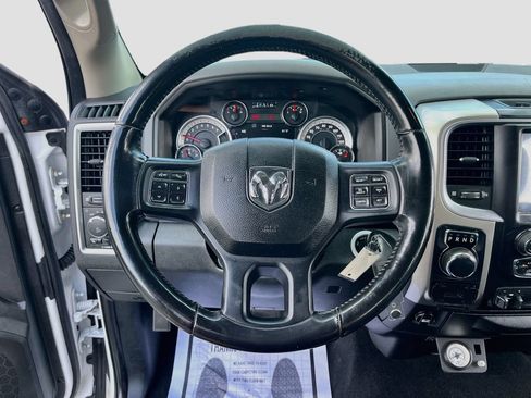 Used 2018 RAM 1500 Big Horn RWD image 11