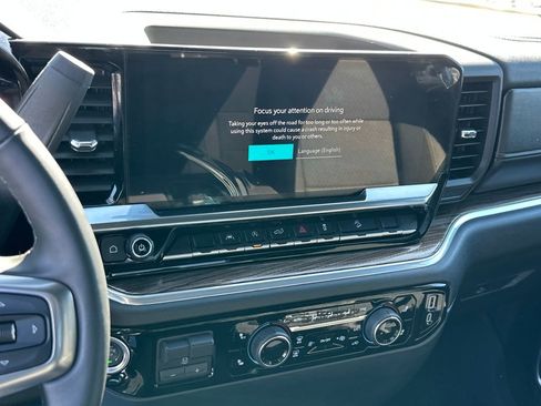 New 2025 Chevrolet Silverado 1500 LT image 22