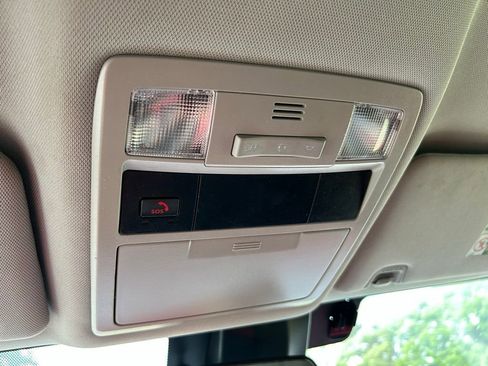 Used 2023 Toyota Tacoma SR5 RWD image 28