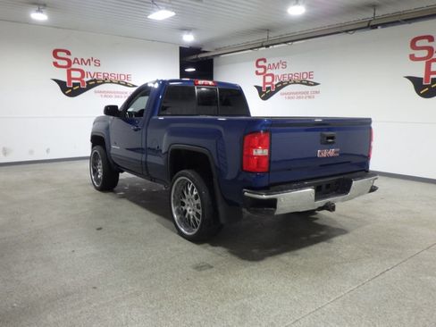 Used 2017 GMC Sierra 1500 SLE w/ SLE Preferred Package AWD/4WD image 2