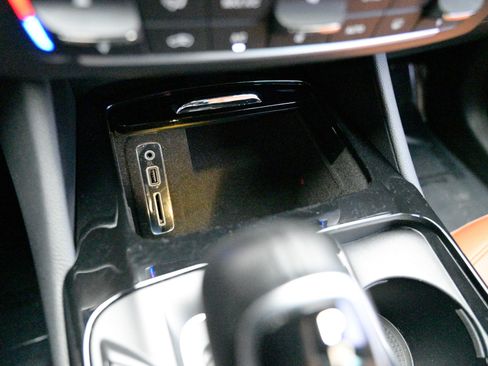 Certified 2018 Maserati Levante image 30