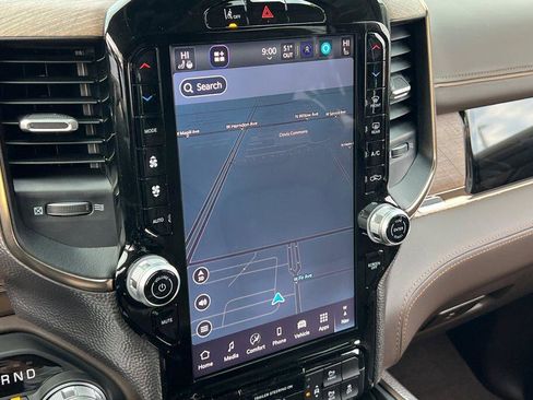 New 2026 RAM 1500 Limited w/ Trailer Tow Group image 18