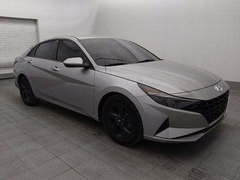 Used 2022 Hyundai Elantra SEL w/ Cargo Package FWD image 11