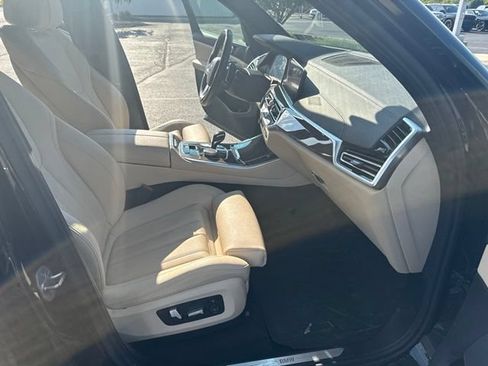 Used 2022 BMW X5 xDrive40i w/ Premium Package AWD/4WD image 24